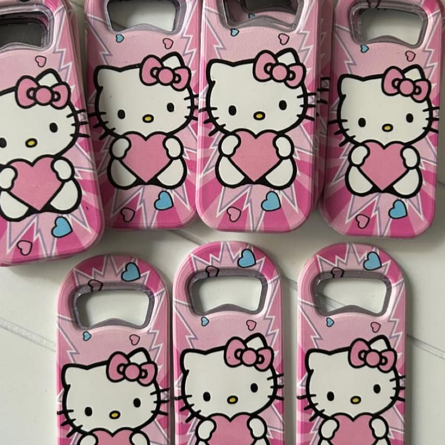 Hello Kitty Açacak Magnet