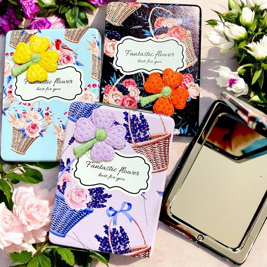 Kabartmalı Çiçekli Şık Çanta Boy Ayna