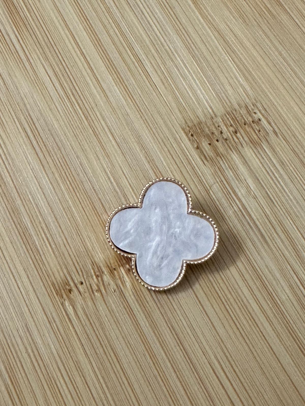 Beyaz Sedef Marka Broş