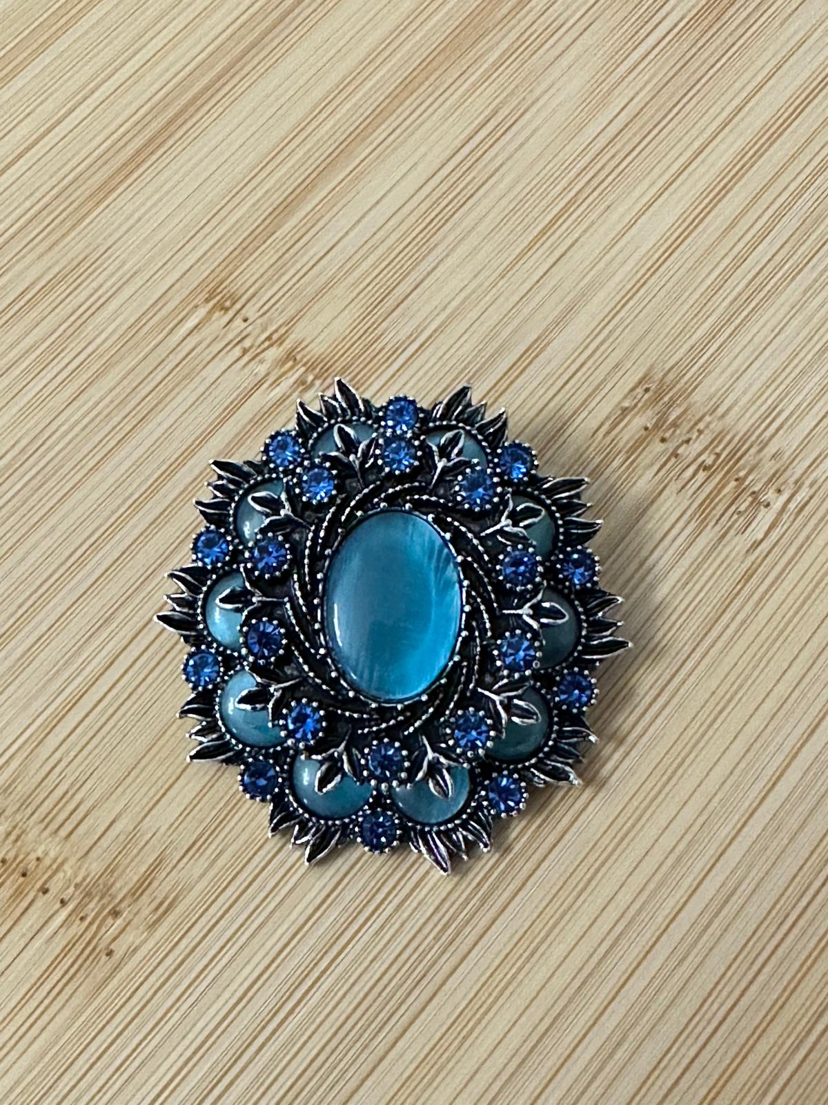 Mavi Taşlı Oval Broş