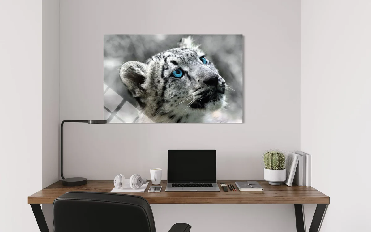 Kar Leoparı Cam Tablo