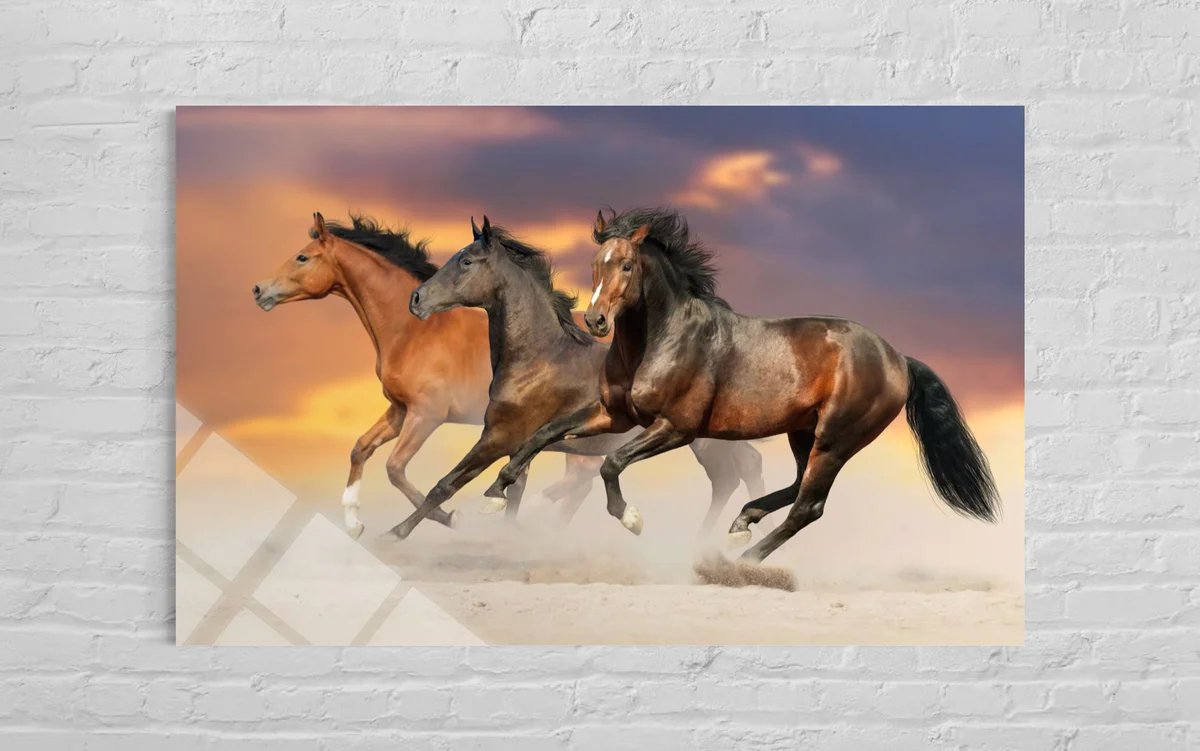 Üç Atlı Cam Tablo