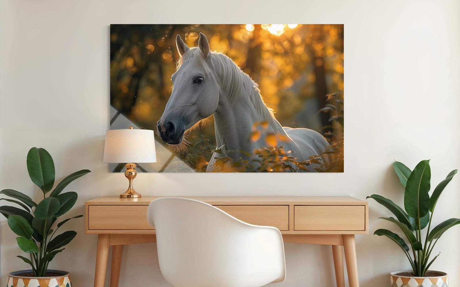 Beyaz Atlı Cam Tablo