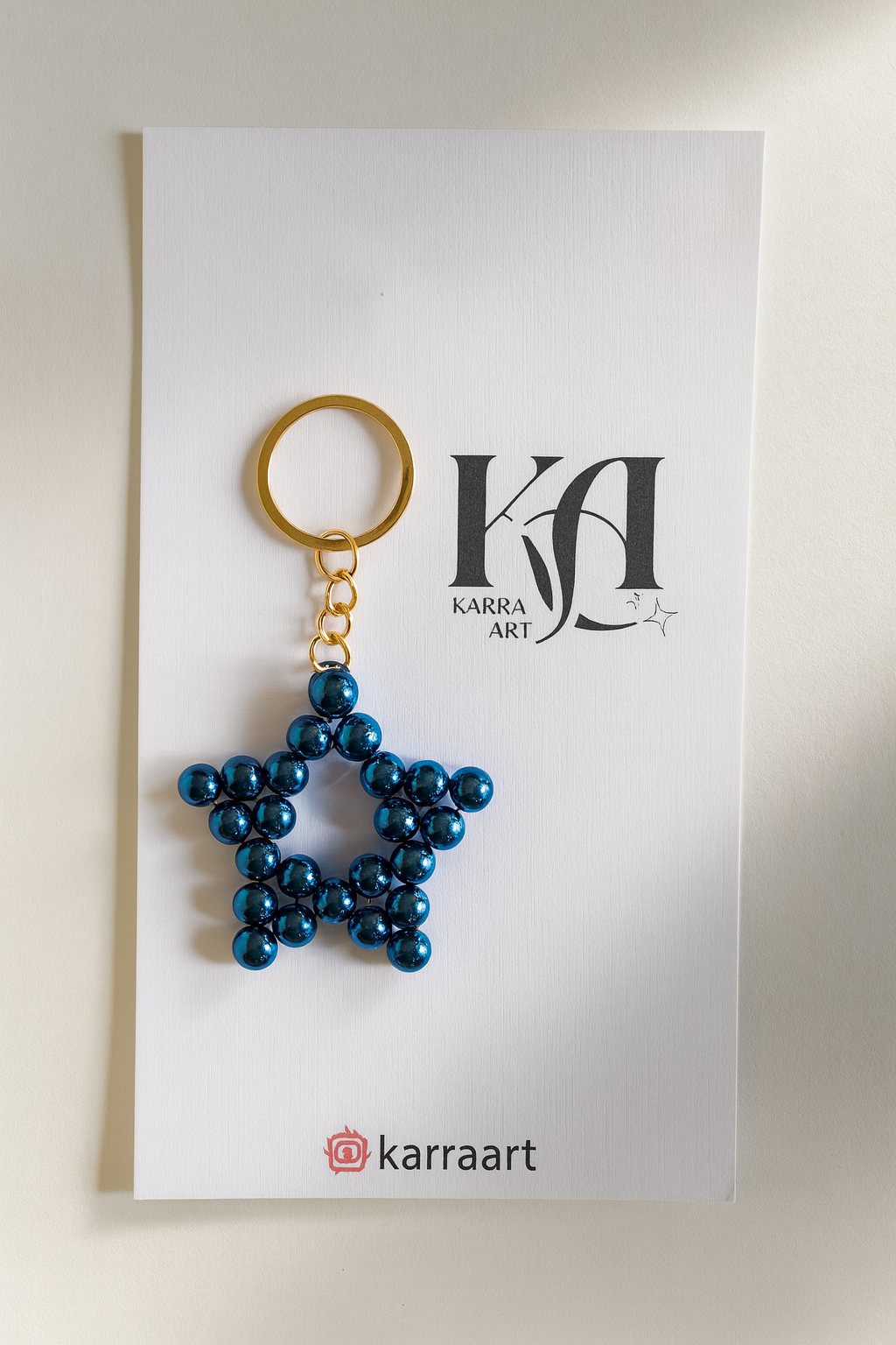 El Yapımı Altın Boncuklu Yıldız Anahtarlık – Karra Art (KARTLI)