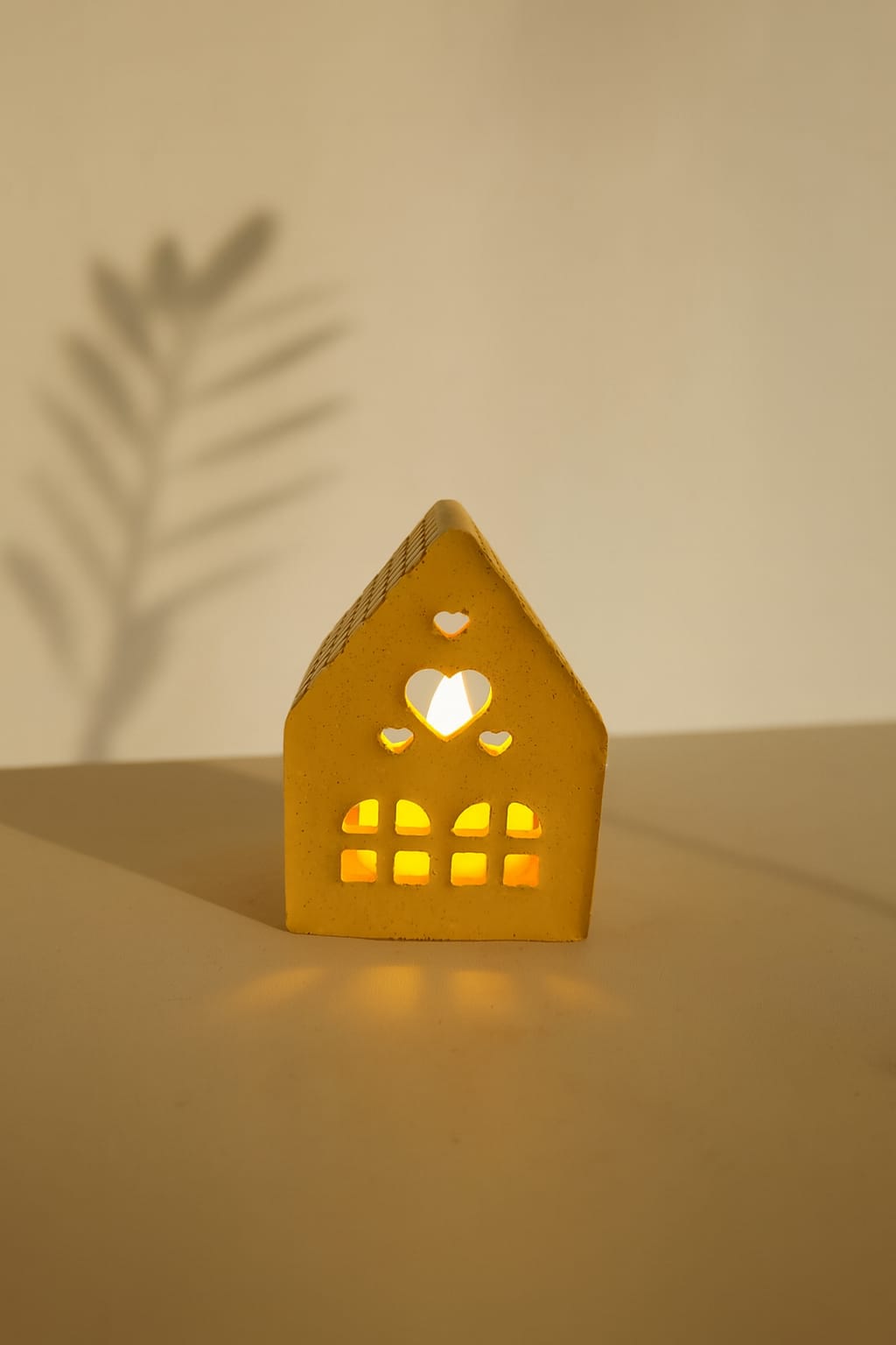 Beton Dekoratif Ev Mumluk Sarı