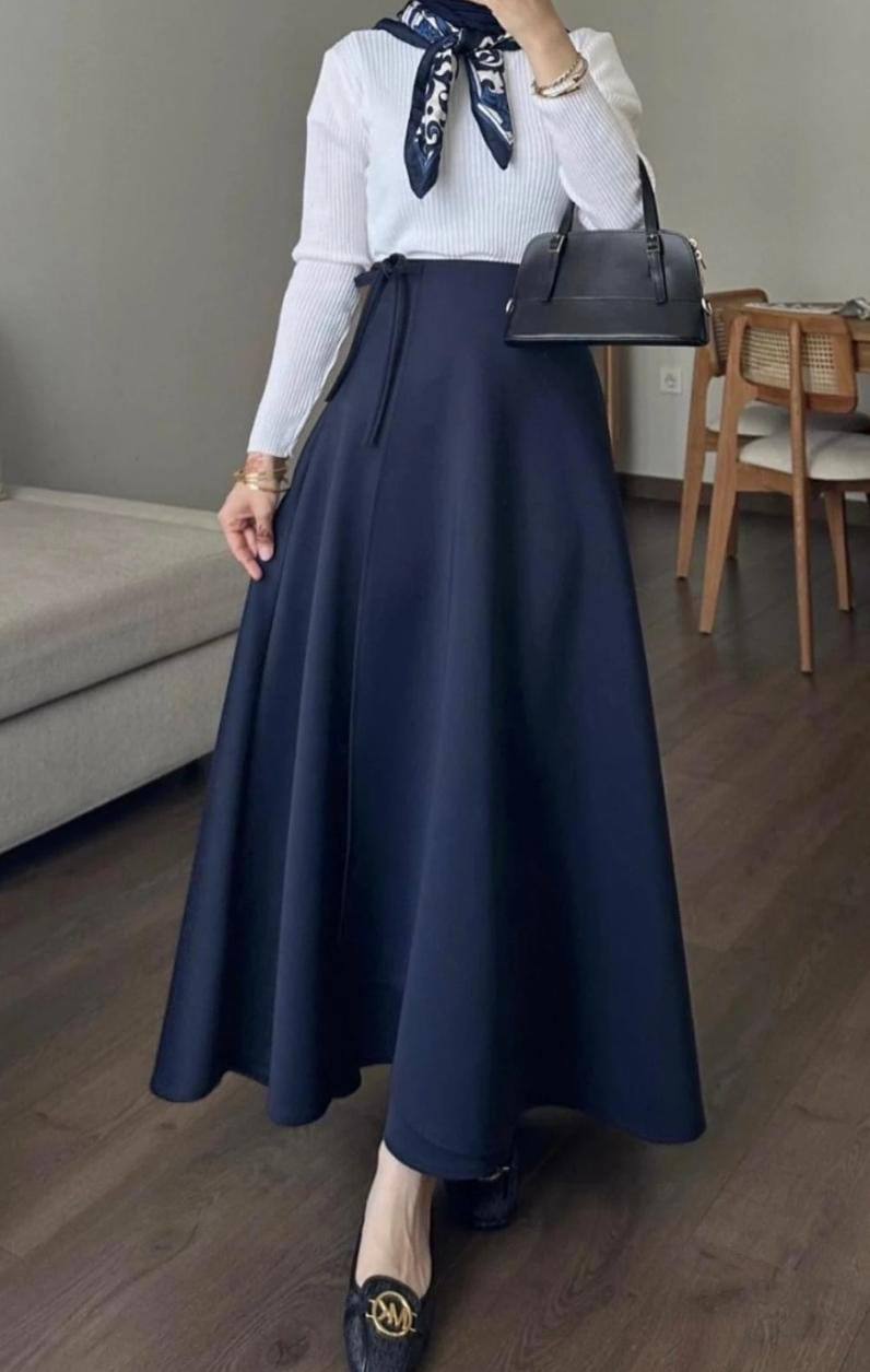 Belden Bağlamalı Scuba Etek-Lacivert