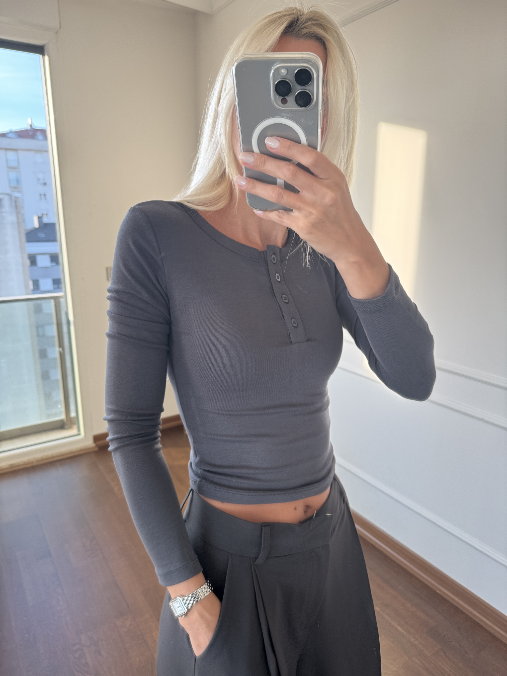 Düğmeli Yumuşak Dokulu Bluz