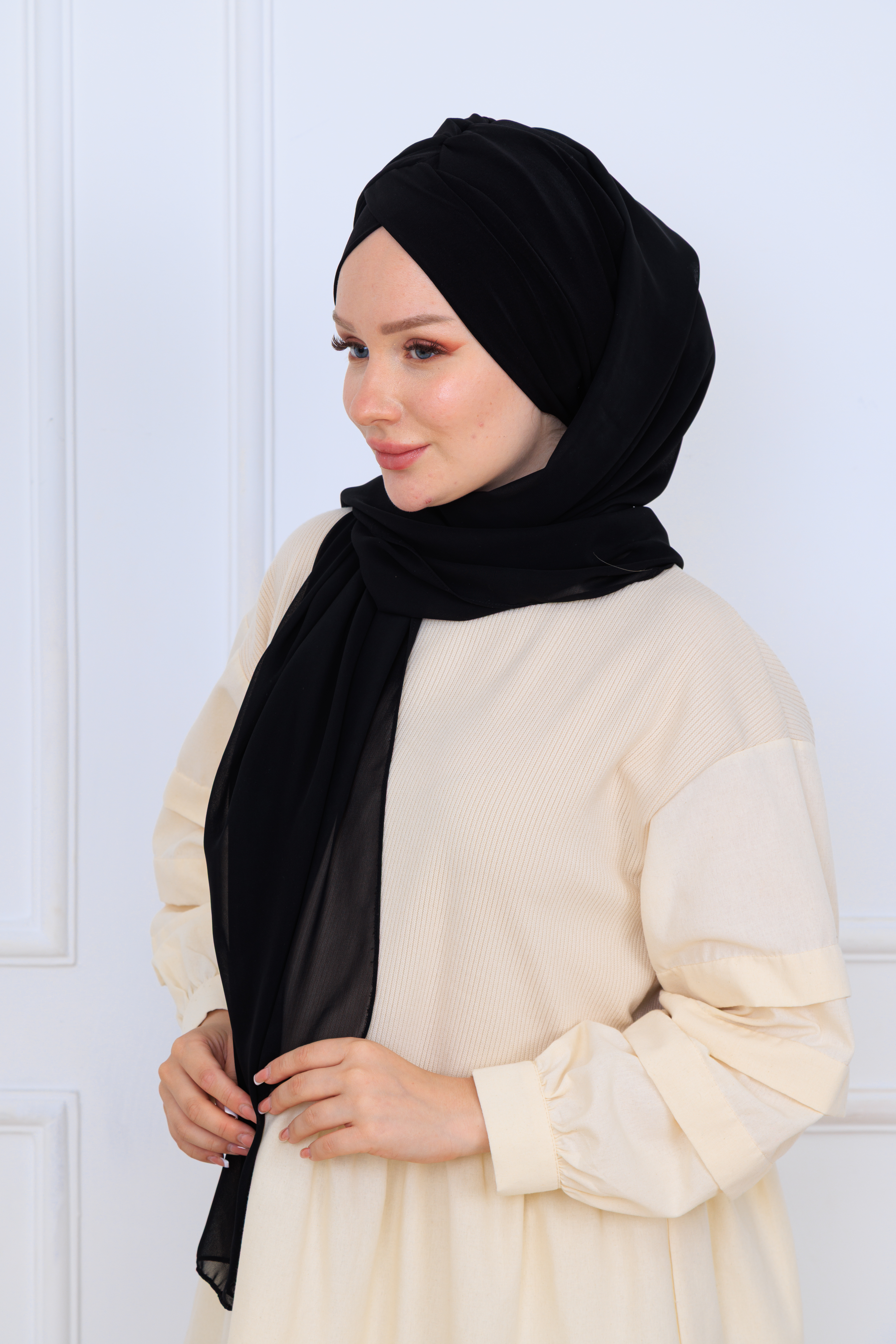 capraz dolgulu sallı bone