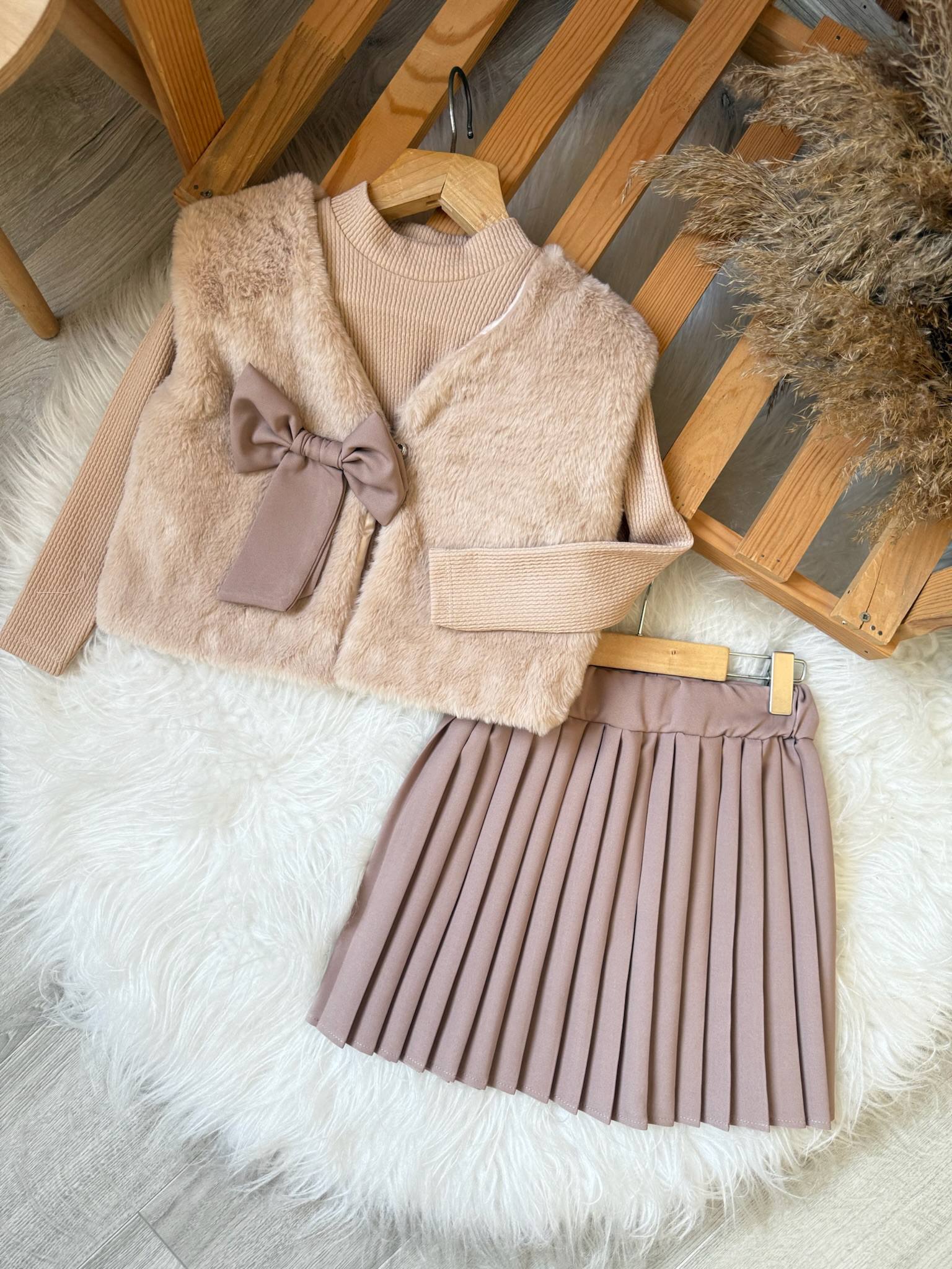 Kız Çocuk Kürklü Takım