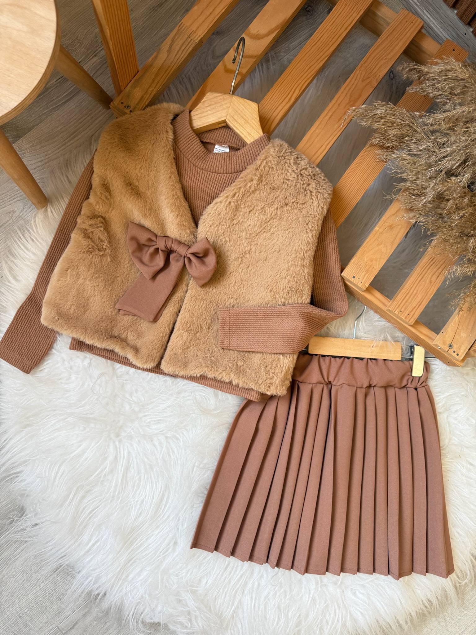 Kız Çocuk Kürklü Takım