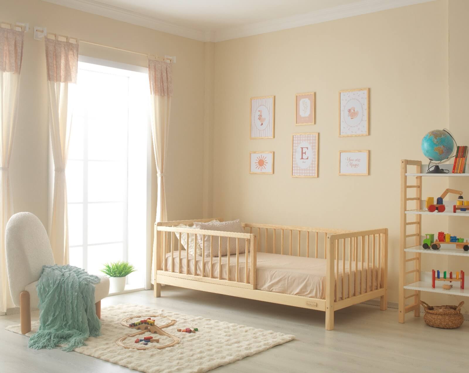 Nova - Natural Yuvarlak Çıtalı Karyola