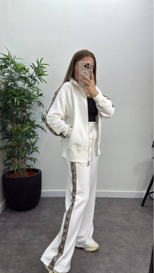 Gu Kol Detaylı Eşofman Takımı Beyaz