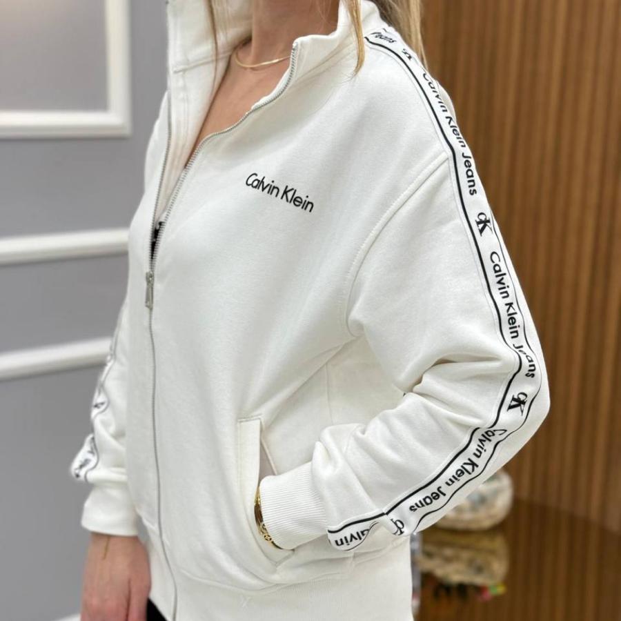 Cnk Kol Detaylı Beyaz Fermuarlı Ceket Sweat Boyu 65 cm