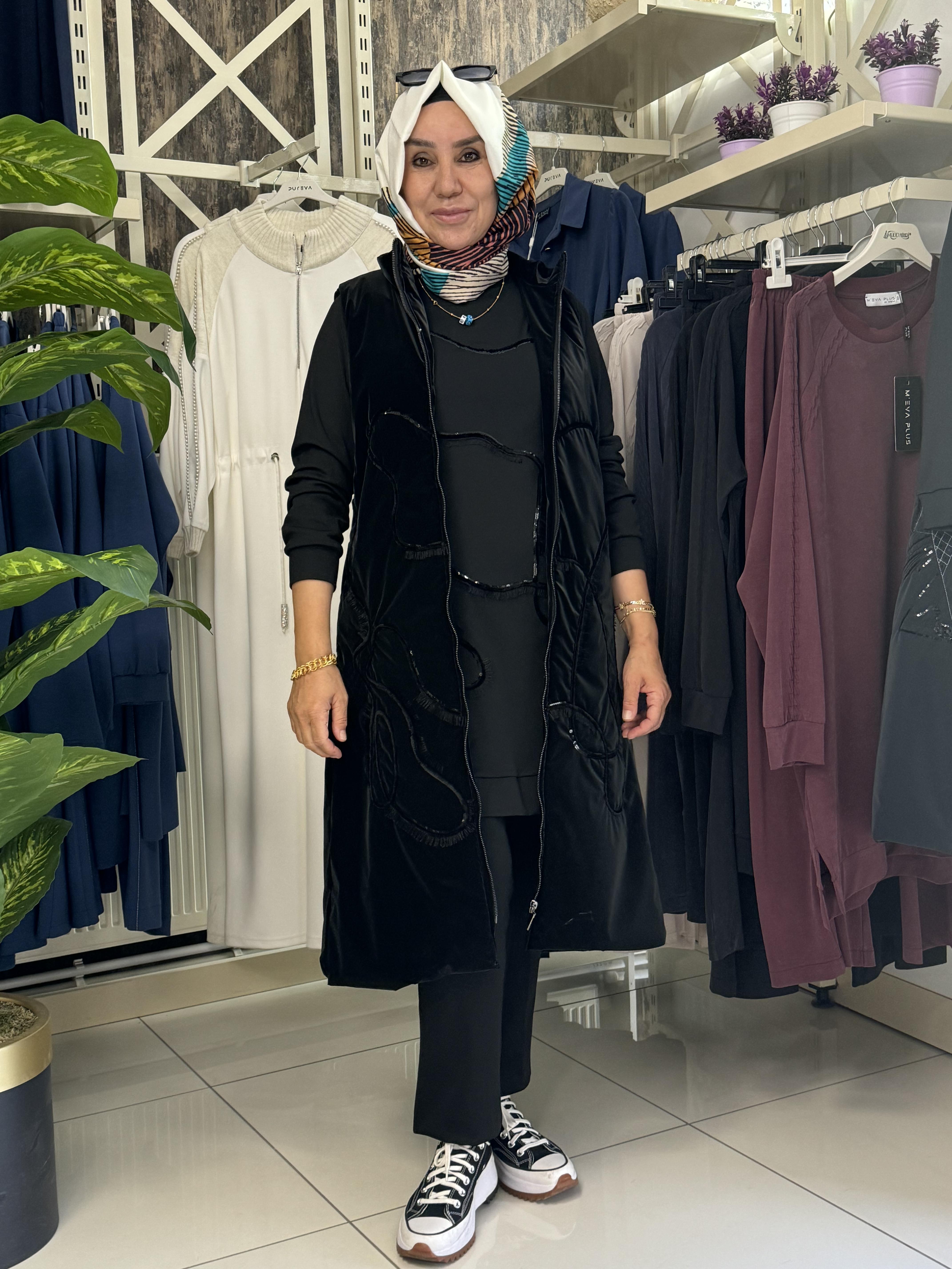 Pureva Yelekli Takım