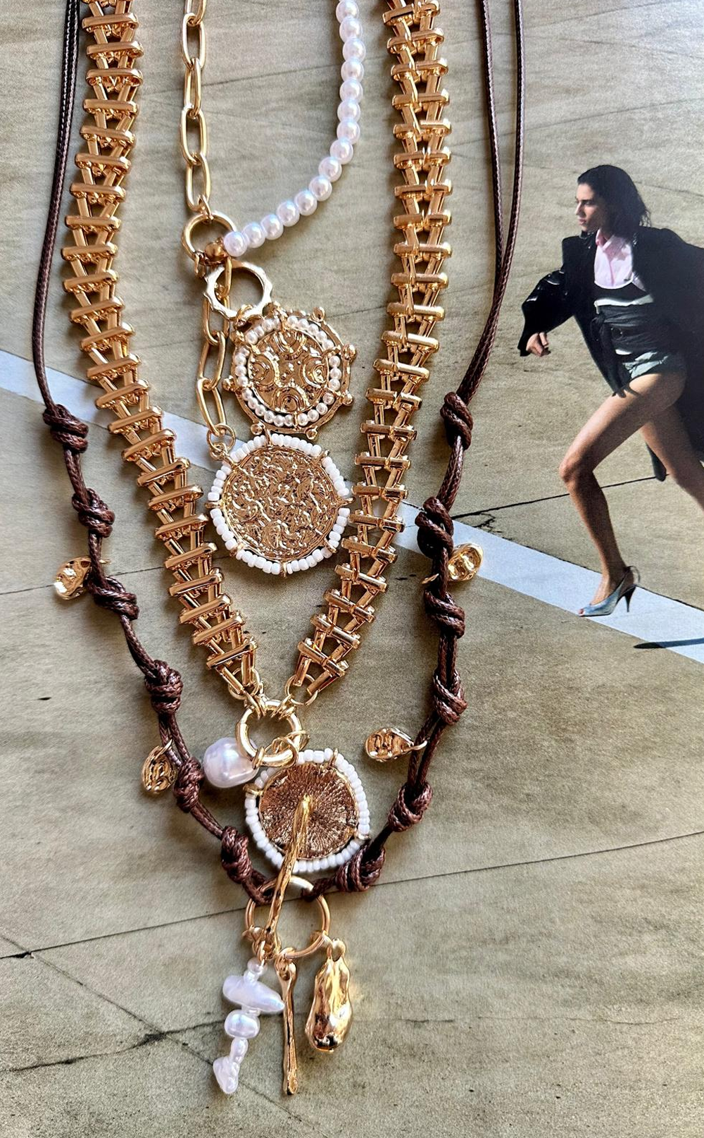 Karya Madalyon Özel Tasarım Kolye Seti