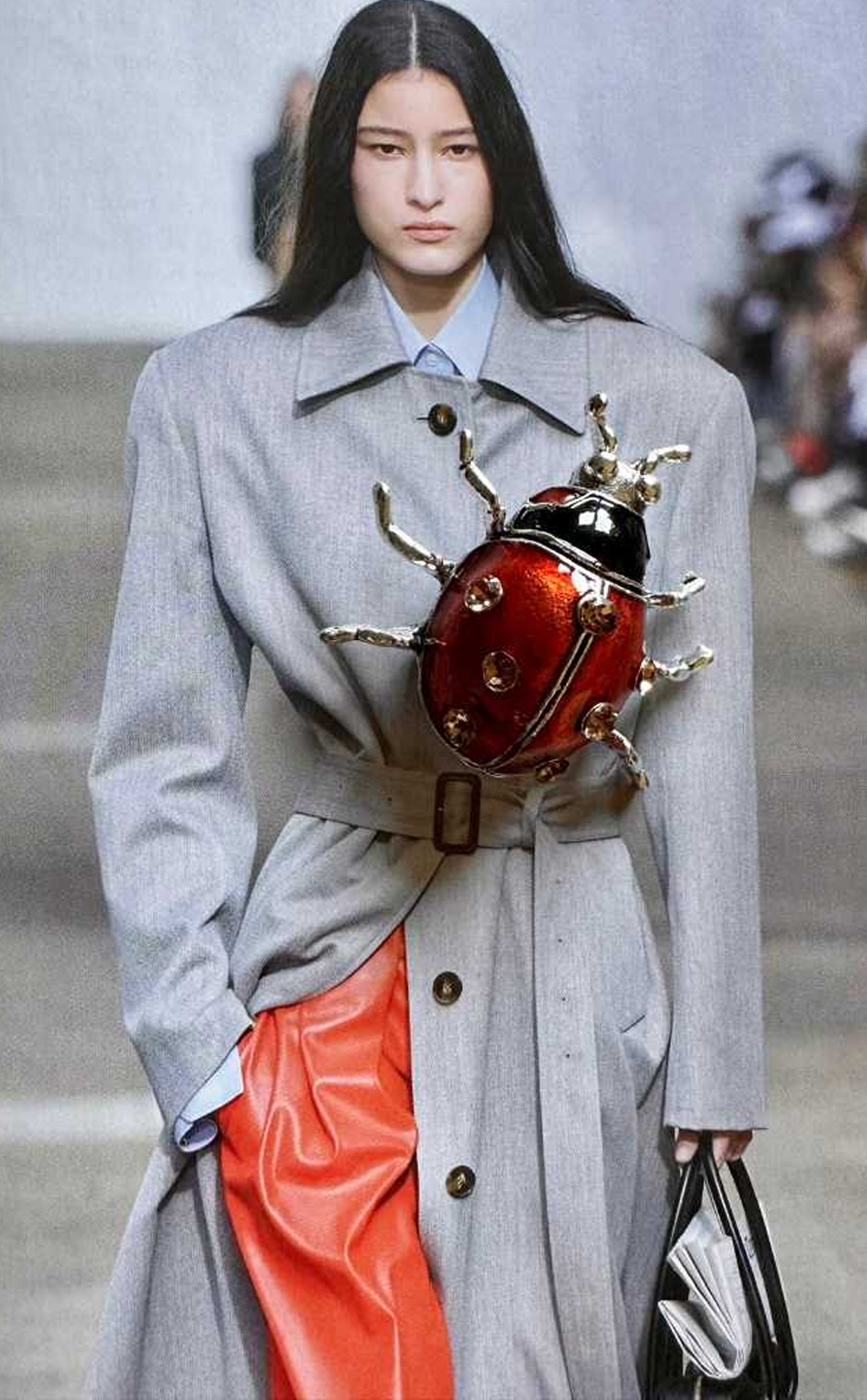 Kızıl Uğur Özel Tasarım Broş