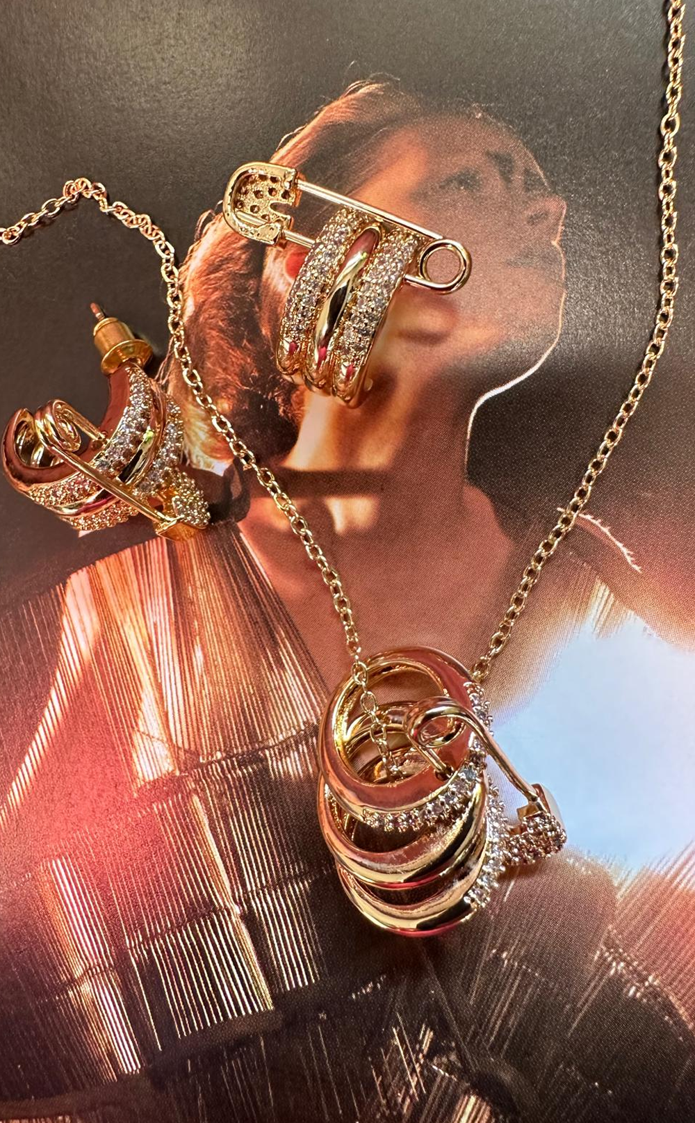 Taşlı Halka Özel Tasarım Kolye & Küpe Takımı