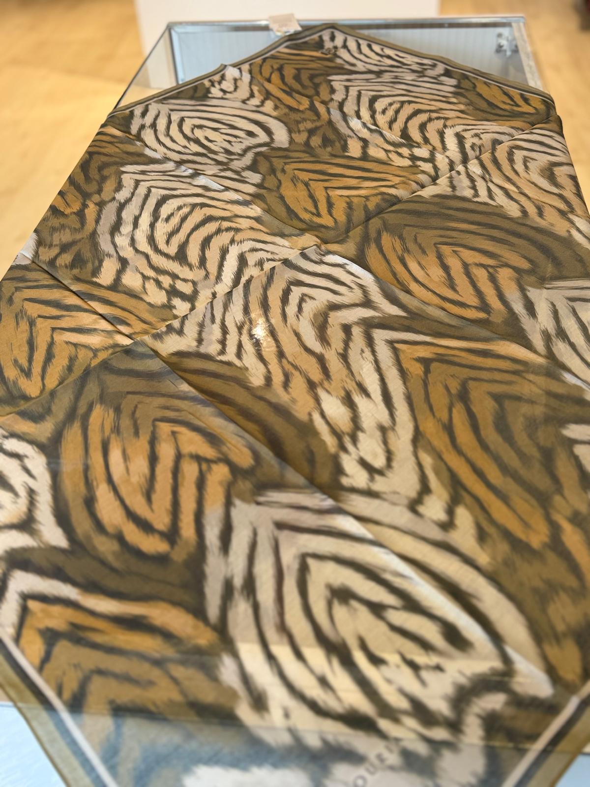 MODAL EŞARP OLVERA DESEN ZEYTİN YEŞİLİ 04