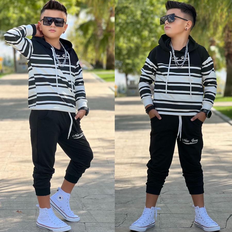 Siyah beyaz çizgili takım
