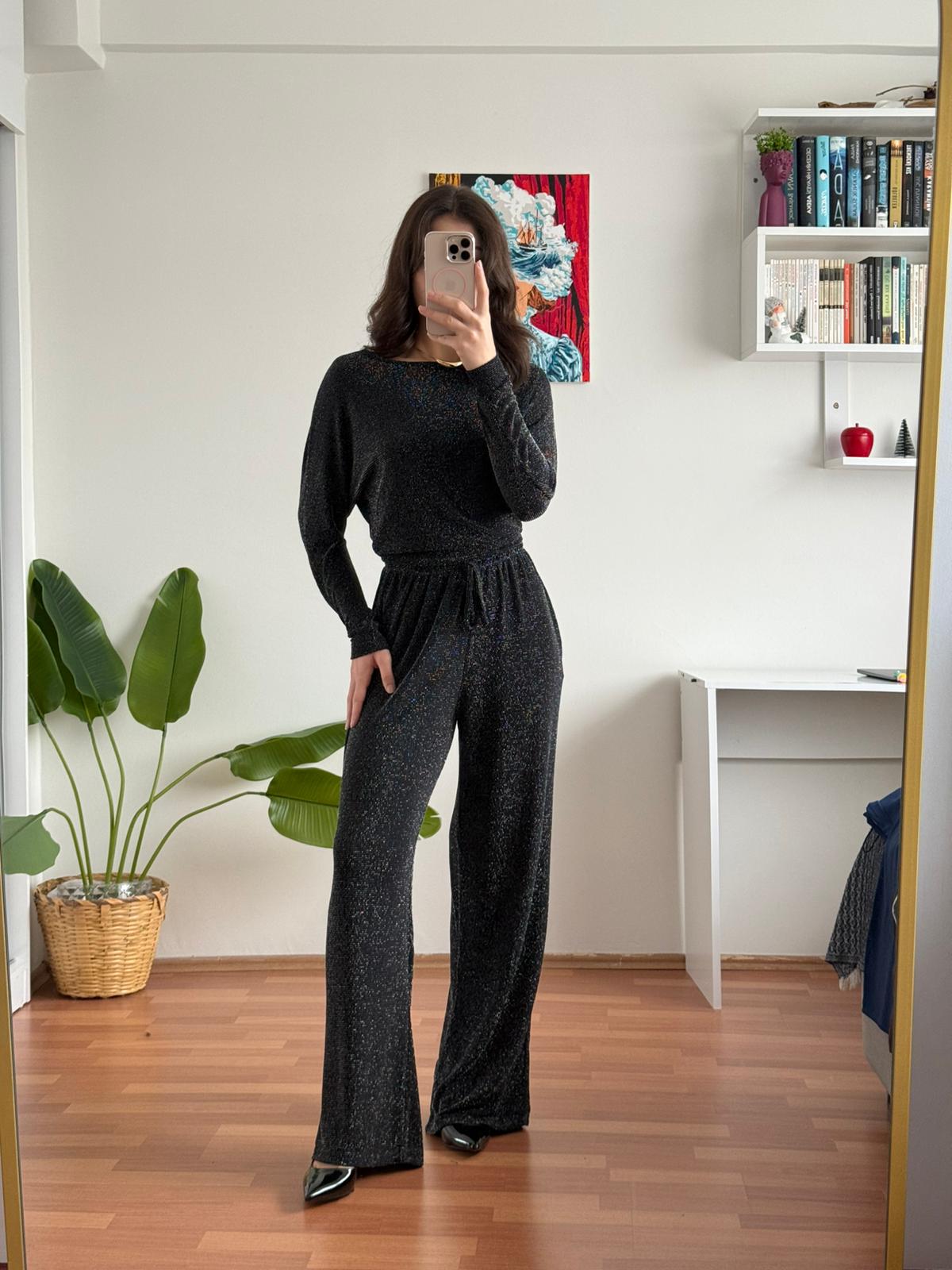 Simli kayık yaka takım