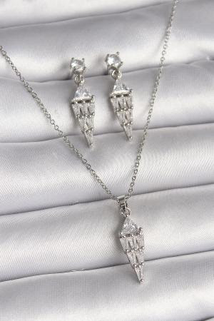 316L Çelik Gümüş Renk Zincir Sallantı Zirkon Taş Model Kadın Kolye Küpe Seti BKO9841