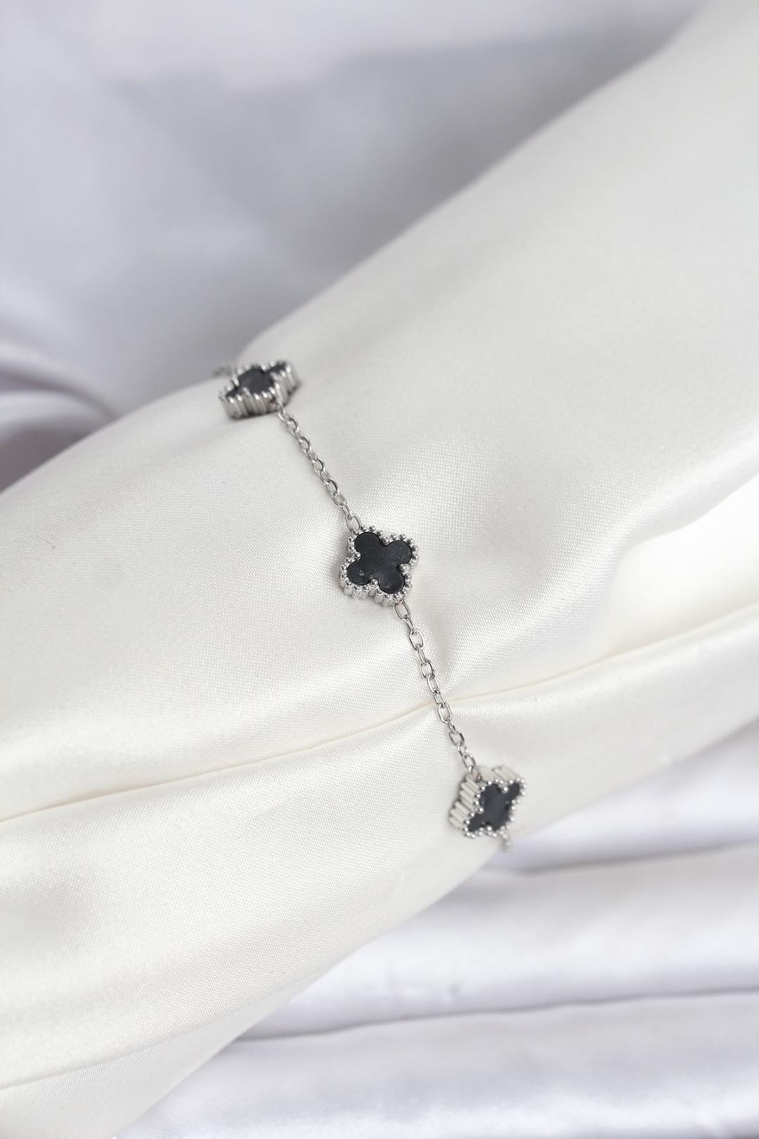 316L Çelik Gümüş Renk Siyah Baby Boy Yonca Bileklik BB8084