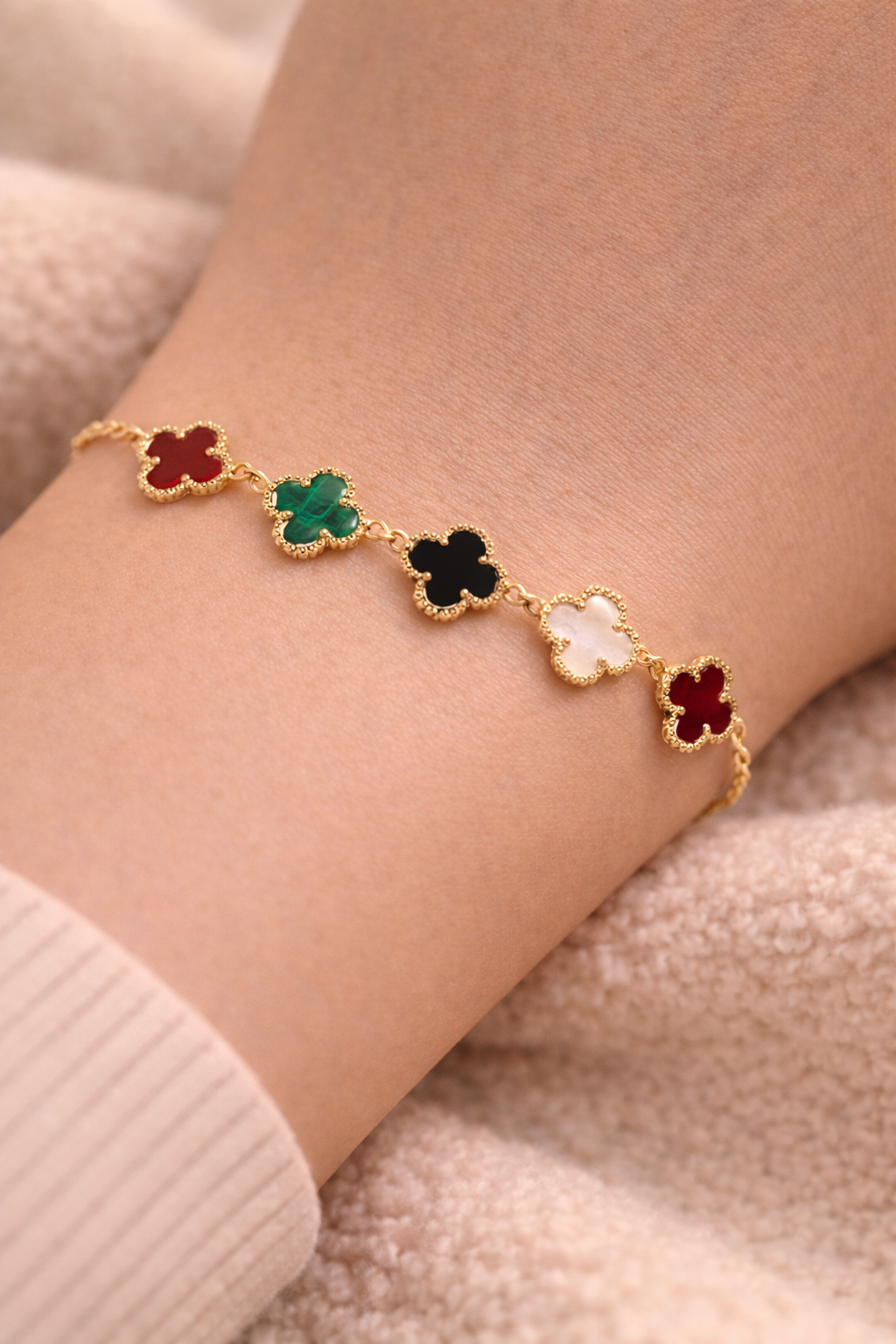 Renkli yonca bileklik VBB-023