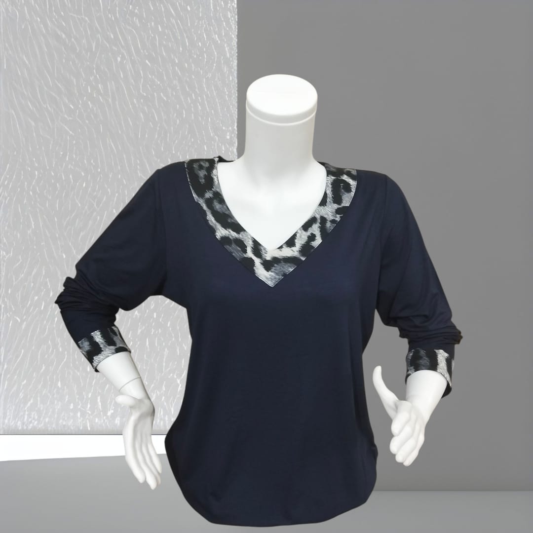 lacivert leopar detaylı bluz
