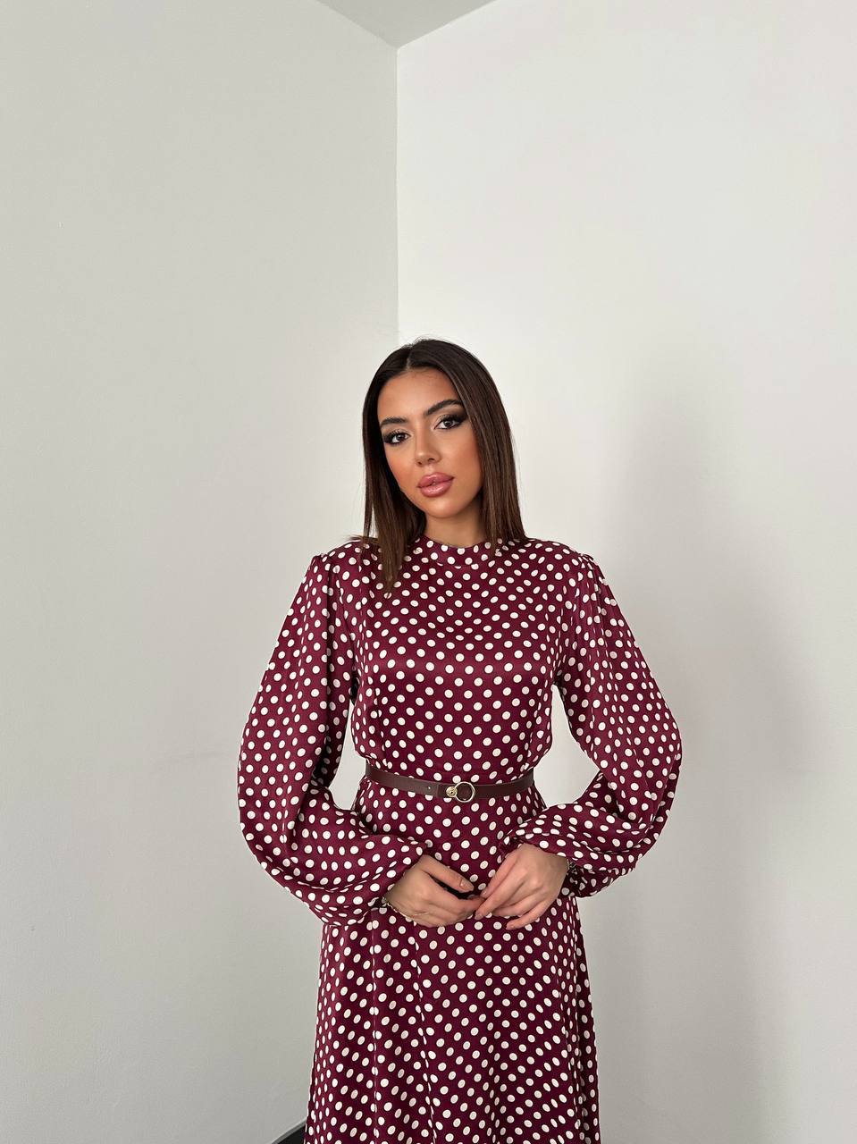 puantiyeli saten elbise