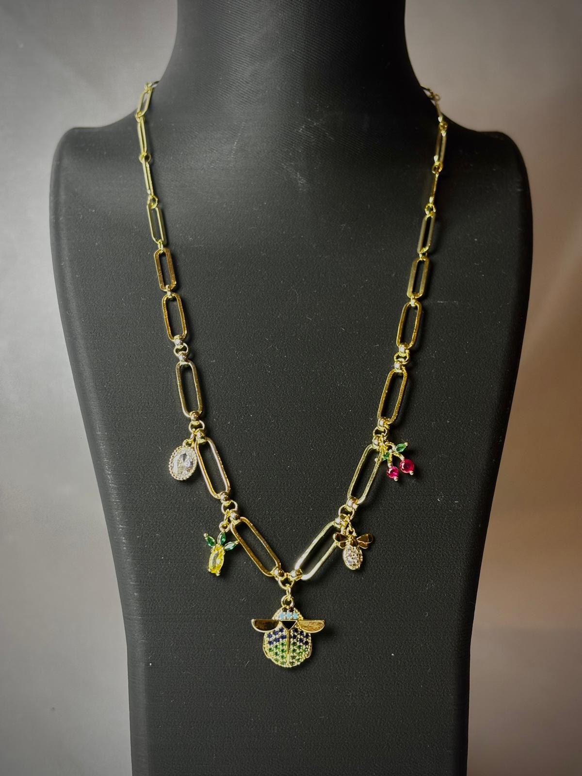 charmlı ataç gold kolye