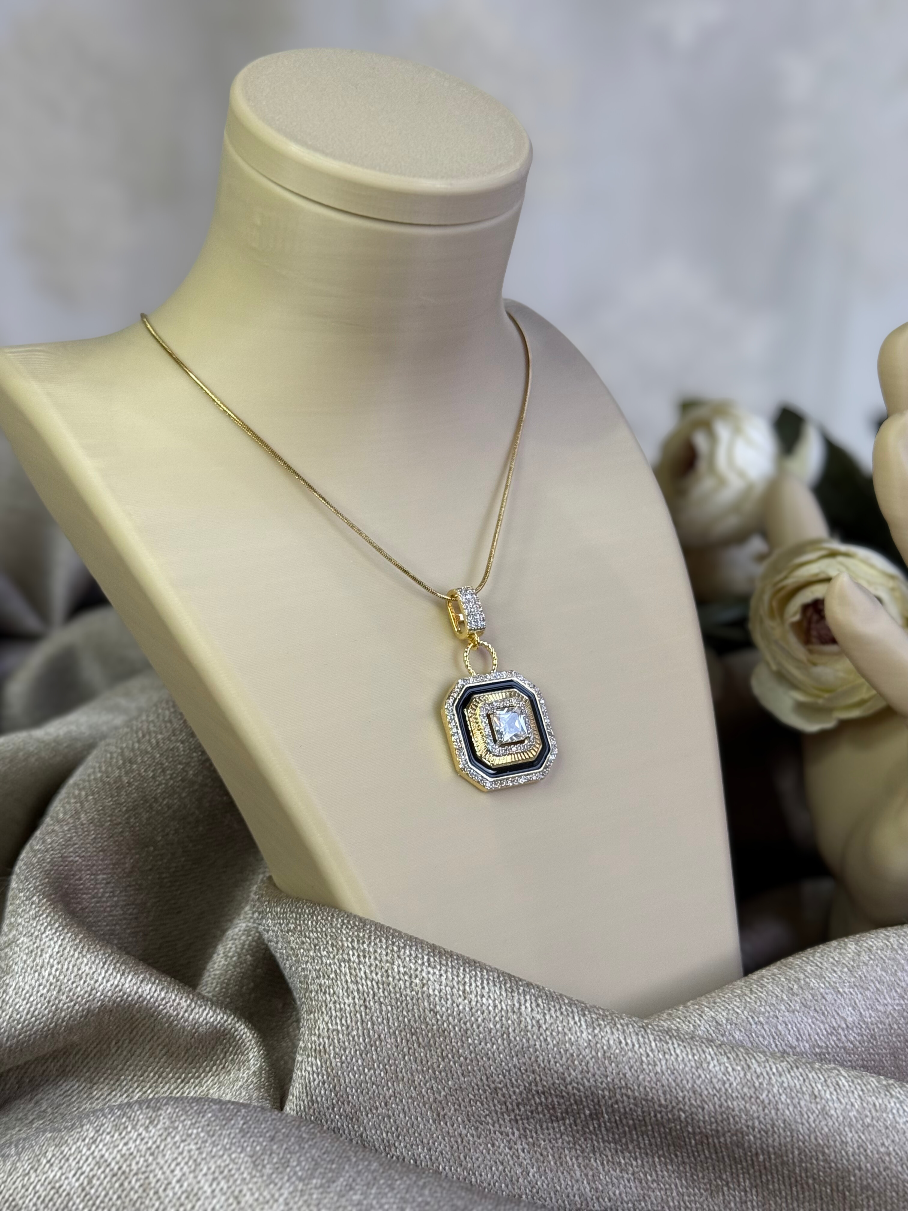 Çelik Baget Kesim Çağla Kolye