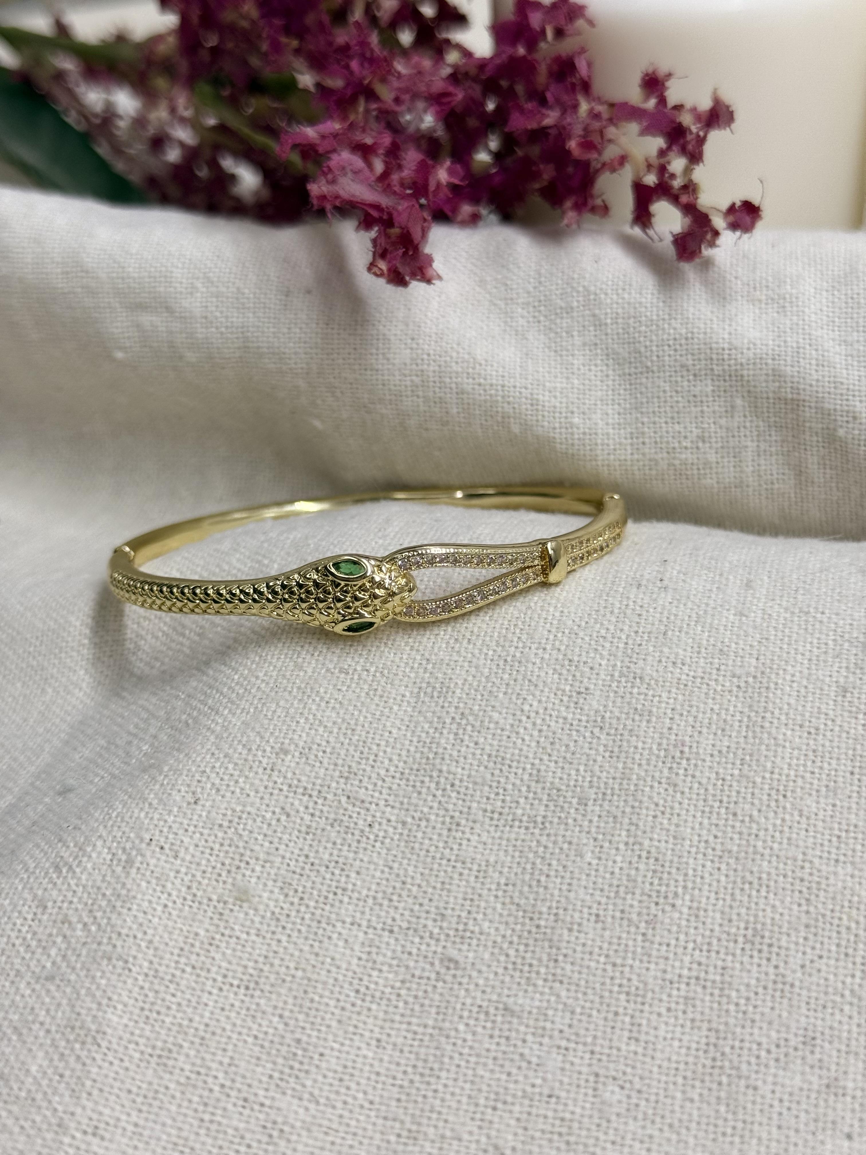 Taşlı Yılan Model Kelepçe