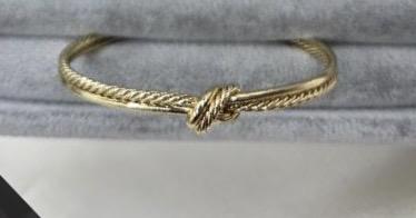 Xuping 14K Altın Rengi Kelepçe Düğüm Model